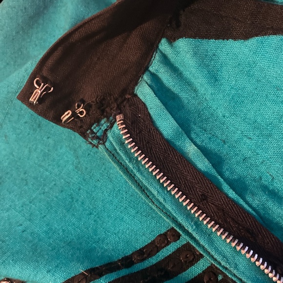 Vintage - 50"s Sequin Mexican Circle Skirt - Handmade/Hand Silk-Screened - Small - Picture 7 of 11